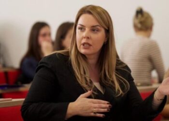 Lirohet nga arresti shtëpiak ish-zv.drejtoresha e AKSHI-t, GJKKO i vendos masën ‘detyrim paraqitje’