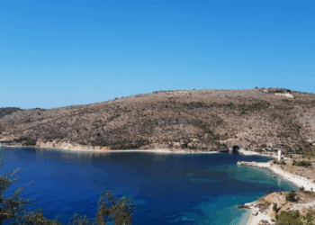 “GB News”: Nga Ksamili në Porto Palermo, perlat shqiptare që po sfidojnë destinacionet e mbipopulluara