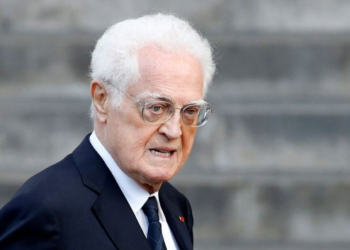 Vdes ish-kryeministri francez, i njohur për reformat e forta