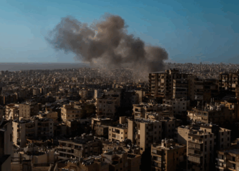 Irani sulmon bazat amerikane në të gjithë Lindjen e Mesme, goditet edhe Flota e Pestë