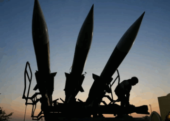 Irani zgjeron sulmet në të gjithë rajonin, godet me raketa dhe dronë pesë vende