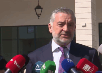 “Më 12 qershor përfundojnë zgjedhjet në PS”, Klosi: Shtrijmë strukturat në diasporë, fokus Britania, SHBA dhe Gjermania