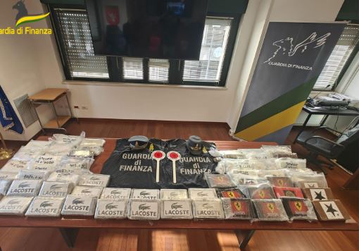 EMRI  Mbushi Italinë me kokainë  shqiptari kapet duke u arratisur me një  Porsche 