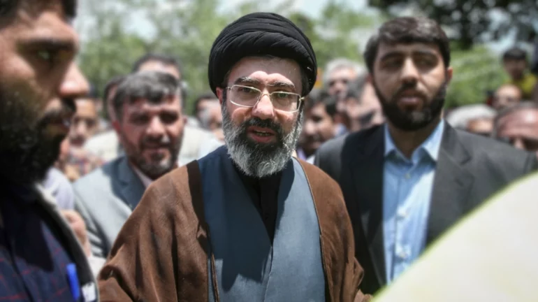 Deklarata e parë e Mojtaba Khameneit  Nëse armiku s na dëmshpërblen  do të shkatërrojmë pronat e tyre 