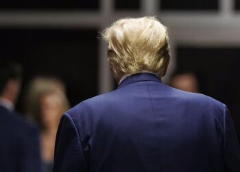 Trump, urdhër ushtrisë amerikane: Pesë ditë armëpushim. Po flasim me iranianët!