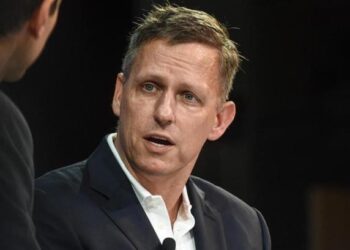 Bota e errët e Peter Thiel, mikut të Trump dhe krijuesit të Palantir e Paypal