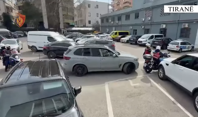 Sekuestrohen 4 makina luksoze me vlerë 200 mijë euro  dy persona nën hetim  dy në kërkim