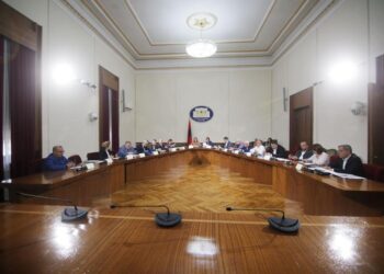 PS dhe PD bien dakord për Reformën Territoriale, miratohet kalendari i dëgjesave