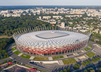 Polonia kufizon tifozët shqiptarë, vetëm 3000 bileta për ndeshjen e play-off të Kupës së Botës
