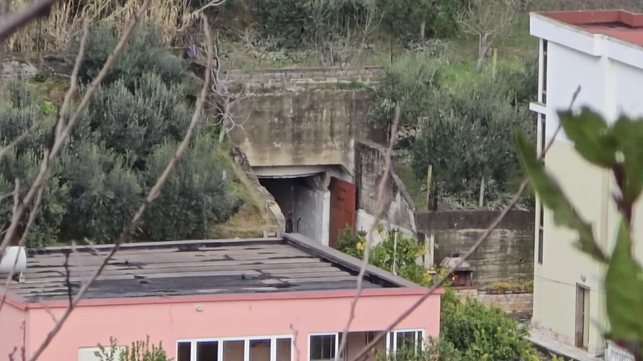  Qyteti  nën tokë i Durrësit  Infrastruktura sekrete  që nuk u shfrytëzua kurrë për mbrojtjen civile