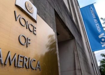 Një vit nga pezullimi/ Gjykata urdhëron rihapjen e Zërit të Amerikës: Presidenti Trump ka shkelur mandatet e Kongresit