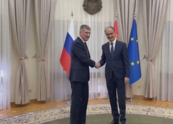 Injorohet paralajmërimi amerikan, Serbia falenderon Rusinë dhe Putinin për Kosovën