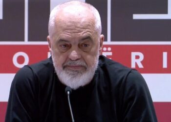 Rienergjizimi i PS, Rama ‘thumbon’ opozitën: Ku janë tani që flasim? Pastaj thonë ‘ja patronazhistët’