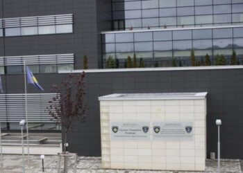 Dyshohet për krime lufte në Kosovë, prokurorët kërkojnë paraburgim për ish-pjesëtarin e Ministrisë së Brendshme serbe