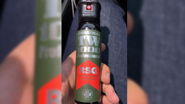 Ky është spraji që efektivët hodhën për shpërndarjen e protestuesve në tubimin e PD  përdoret prej dekadash nga policia