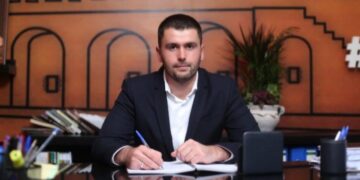 U dënua me 1 vit burg për ‘korrupsion zgjedhor’, ish-kryebashkiaku i Rrogozhinës rekurs vendimit në Gjykatën e Lartë