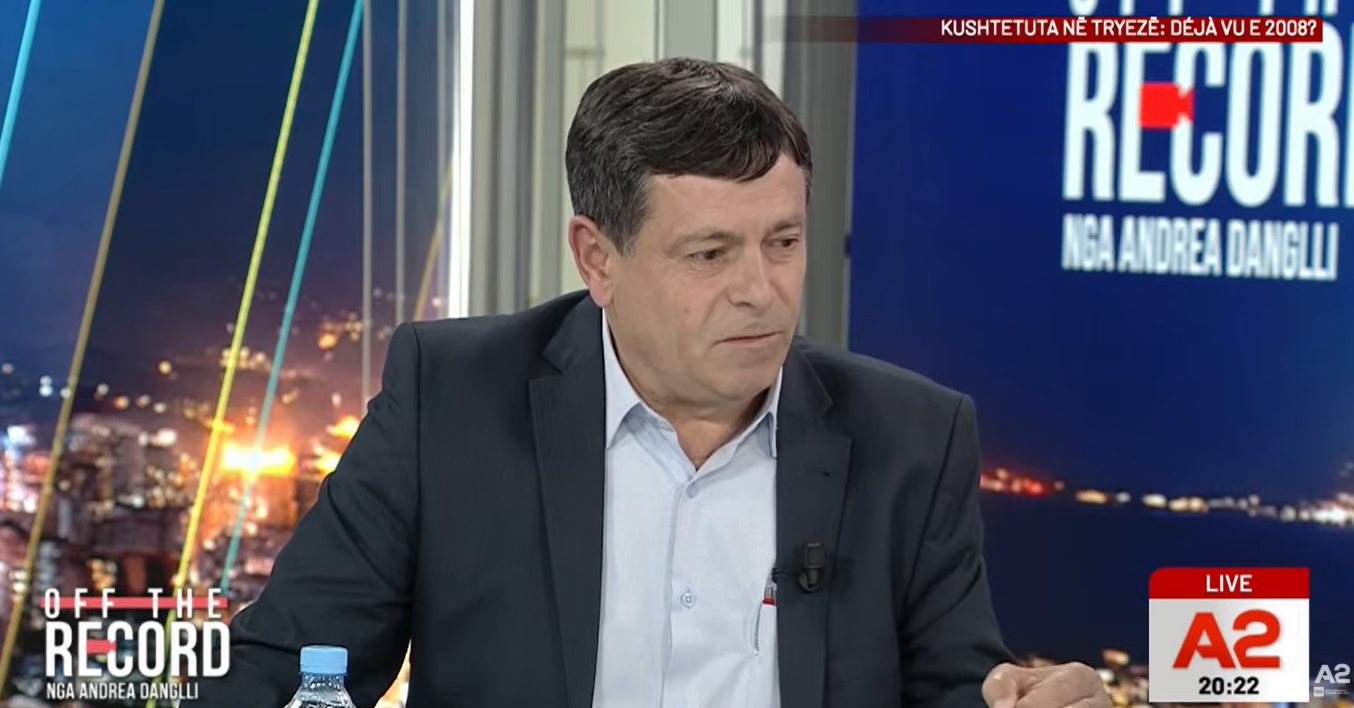  Studentët nuk kishin para të hanin drekë   preket pedagogu  I bëj thirrje qytetarëve të mendojnë për fëmijët