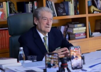 Këmbëngulja e Berishës si strategji e dështimit