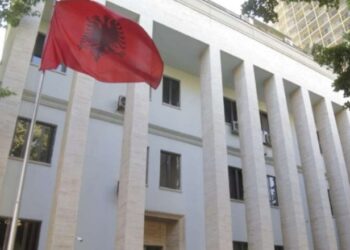 Të akuzuar për vrasje, Gjykata e Shkodrës i shpalli të pafajshëm vëllezërit Mujeci! GjL e ktheu çështjen për rigjykim