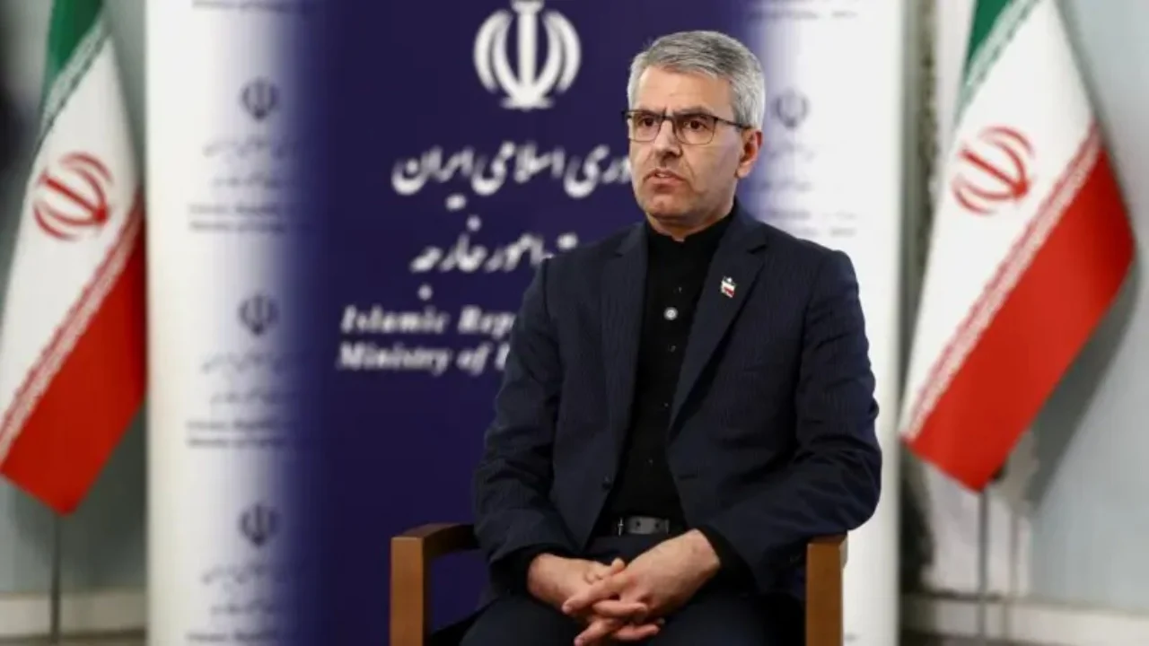 Reagon Teherani zyrtar  Bisedimet u zhvilluan në një atmosferë mosbesimi dhe dyshimi