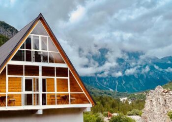 Rritje çmimesh në restorante dhe bujtina, eksperti shpjegon shkaqet