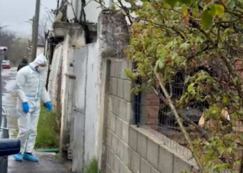 Vdekja e 78-vjeçarit në Korçë, dalin detaje të reja: Iu gjetën dy plagë në kokë! Policia shoqëron disa persona