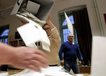 Numërohen 45.7% e kutive të votimit në Hungari, ja si ndahen 199 vendet e Parlamentit