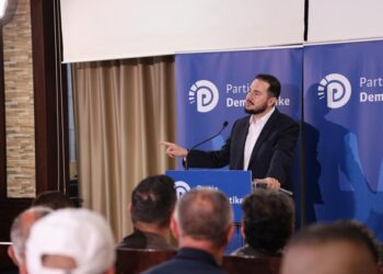 Ambicja e Salianjit: A mund të bëhet një Magyar?