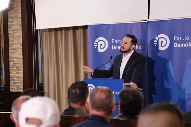 Ambicja e Salianjit  A mund të bëhet një Magyar 