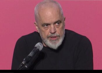 “Bëjnë çmos për të bllokuar vendin”, Rama: Ata të opozitës kanë hallin e vet politik, ne shohim punët e Shqipërisë