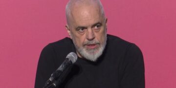 “Bëjnë çmos për të bllokuar vendin”, Rama: Ata të opozitës kanë hallin e vet politik, ne shohim punët e Shqipërisë