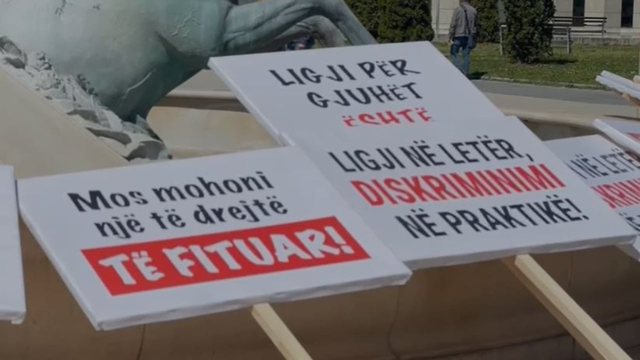  Çdo qytetar ka për detyrë të dijë gjuhën maqedonase   organizatori i protestës së studentëve i përgjigjet presidentes së RMV
