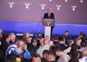 Berisha bëhet nostalgjik për Enver Hoxhën, propozon votim me detyrim