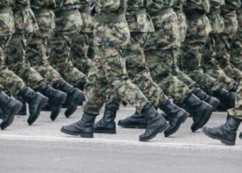 Rrjetet kriminale “pushtojnë” kufirin, Venezuela dhe Kolumbia bashkëpunim ushtarak kundër bandave