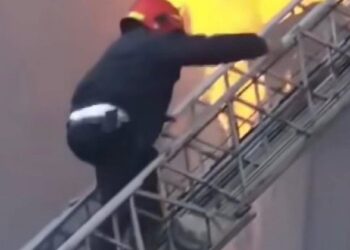 Ai nuk është hero. Ai është i pambrojtur