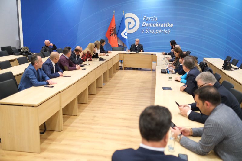 Mankthi i logos së PD  së