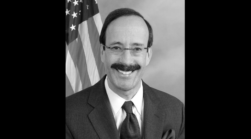 Ndarja nga jeta e Eliot Engel  Ambasada e Kosovës në SHBA  Një mik i vërtetë që na qëndroi pranë 