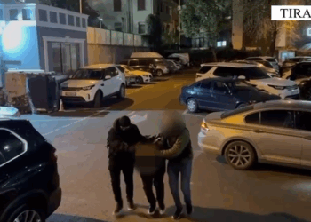 FOTO / I armatosur në një lokal në Fushë-Krujë, kush është 36-vjeçari i arrestuar