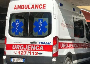 Tragjedi në Durrës! Humb jetën në shkollë 17-vjeçari, dyshohet arrest kardiak