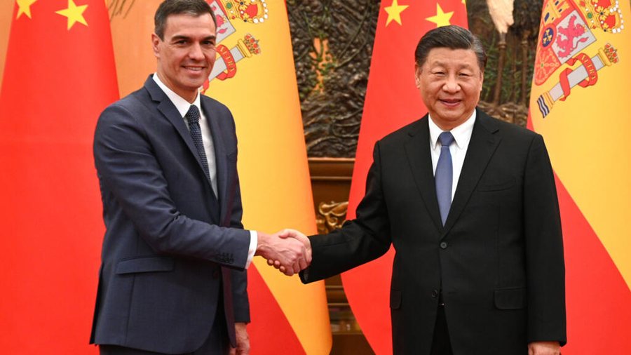 Kryeministri spanjoll Pedro Sánchez  Kina duhet të marrë rol më të madh global