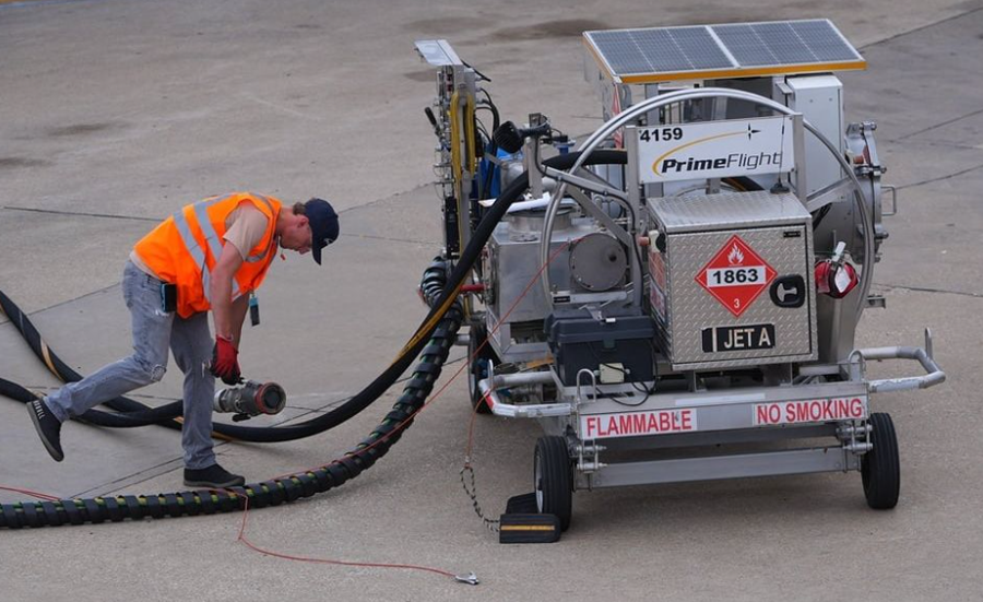  Europa ka edhe 6 javë karburant për avionët   paralajmërim për anulime fluturimesh
