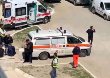 Shpërthen bomba në Tepelenë, dy persona plagosen rëndë