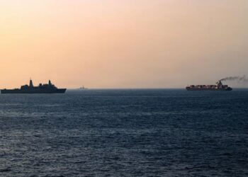 CNN: SHBA planifikon të sulmojnë Iranin në Hormuz, nëse dështon armëpushimi