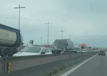 Dy aksidente te mbikalimi i Sukthit, trafik i rënduar në autostradë