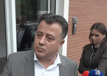 Salianji kërkon të garojë për kreun e PD, Noka: Dera s’do jetë kurrë e hapur për “Gysin”