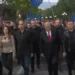 Nis protesta e PD, Berisha lë selinë! Marshon me një grusht militantësh drejt Kryeministrisë