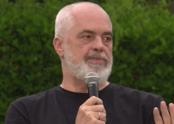 “Dyfisho ndërmarrjen tënde”, Rama: Do të mbështesim çdo biznes të vogël dhe të mesëm që do të rritet me kredi