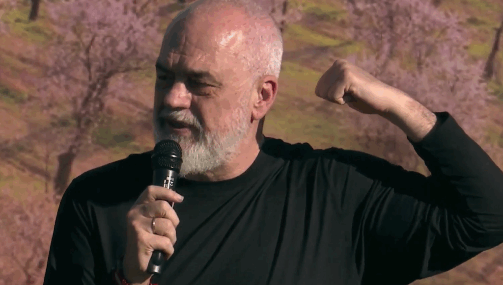 Rama takim me fermerët në Dibër: Shqipëria në fazën e “bashkimit” ekonomik, modeli i BE-së nuk krahasohet me kooperativat e komunizmit