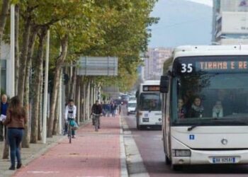 Qeveria planifikon paketë ndihme për sektorin e transportit, rikthehet skema e subvencionimit të naftës