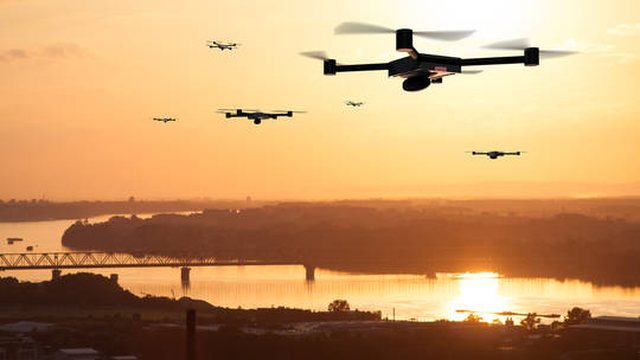 Franca përgatitet për  ekonominë e luftës   katërfishin dronët kamikazë dhe zgjeron arsenalin raketor